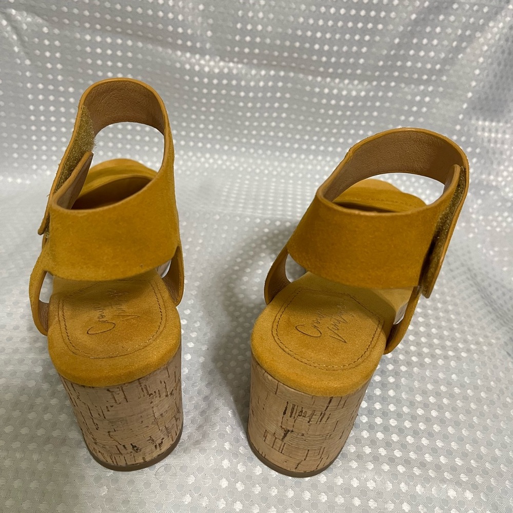 Platform sandals - Picture 5 of 5